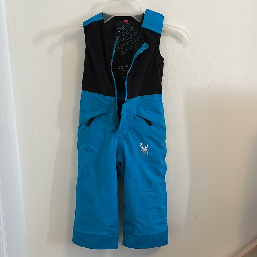 Toddler size 3 spyder brand snow bibs that grow with your child. Only used 2x